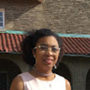 Meet your Posher, Khalila